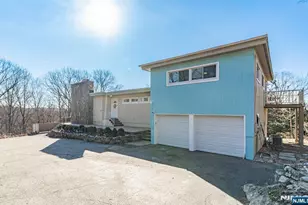 21 Skyview Rd, Ringwood, NJ 07456 - Photo 1