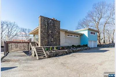 21 Skyview Road, Ringwood, NJ 07456 - Photo 2