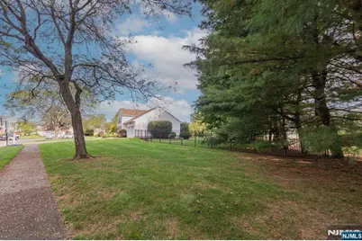 20 Dwight Street, Wayne, NJ 07470 - Photo 46