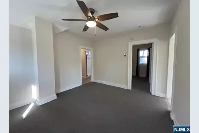 16 Brickell Avenue 2nd Floor #2nd Floor, Westwood, NJ 07675 - Photo 4