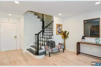 207 Shearwater Court 14 #14, Jersey City, NJ 07305 - Photo 16