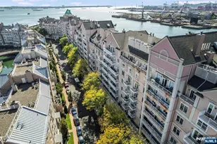 207 Shearwater Ct 14, Jersey City, NJ 07305 - Photo 30