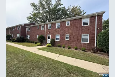 12 Gainesborough Terrace 1B #1B, River Edge, NJ 07661 - Photo 10