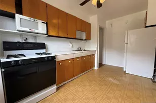 12 Gainesborough Terrace 1B, River Edge, NJ 07661 - Photo 4