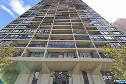 6 Horizon 2106 #2106, Fort Lee, NJ 07024 - Photo 1