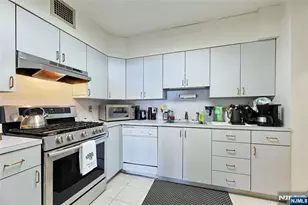 6 Horizon 2106, Fort Lee, NJ 07024 - Photo 6