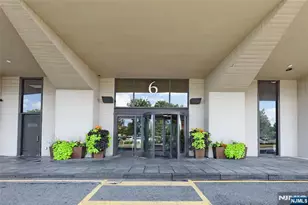 6 Horizon 2106, Fort Lee, NJ 07024 - Photo 2