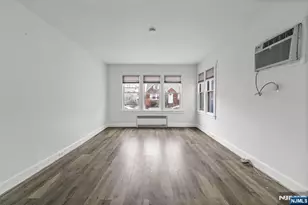 105 Van Riper Ave 1, Clifton, NJ 07011 - Photo 8