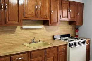490 Washington Ave 2nd Floor, Ridgefield, NJ 07657 - Photo 1
