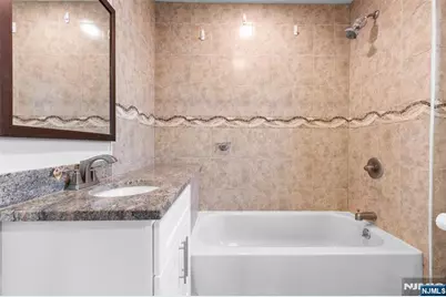 6 Cottage Place, Allendale, NJ 07401 - Photo 18