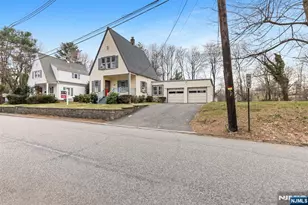 6 Cottage Pl, Allendale, NJ 07401 - Photo 30