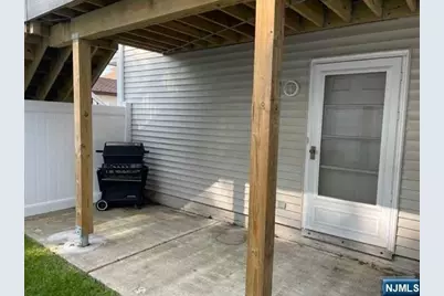 234 Lee Street 1 #1, Elmwood Park, NJ 07407 - Photo 8