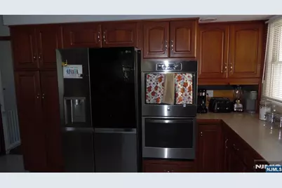 26 James Terrace, Pompton Lakes, NJ 07442 - Photo 8