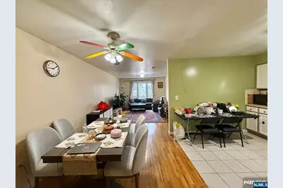 252 Passaic Avenue 2F #2F, East Newark, NJ 07029 - Photo 4