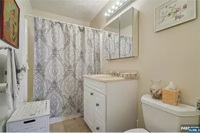 555 North 21M #21M, Fort Lee, NJ 07024 - Photo 14