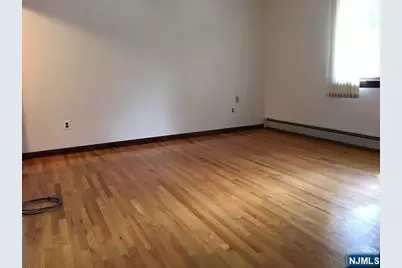 422 1st Street, Carlstadt, NJ 07072 - Photo 14