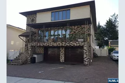 422 1st Street, Carlstadt, NJ 07072 - Photo 2