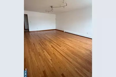 220 Jersey Avenue 1 #1, Cliffside Park, NJ 07010 - Photo 8