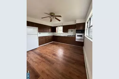 220 Jersey Avenue 1 #1, Cliffside Park, NJ 07010 - Photo 4