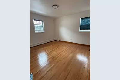 220 Jersey Avenue 1 #1, Cliffside Park, NJ 07010 - Photo 2