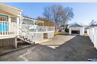 331 Mountain Way, Rutherford, NJ 07070 - Photo 40