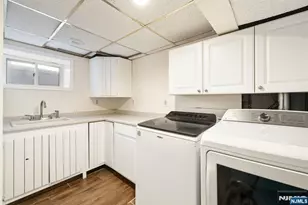 331 Mountain Wy, Rutherford, NJ 07070 - Photo 32