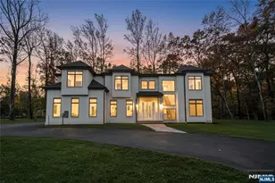 794 Blauvelt St, River Vale Township, NJ 07675 - Photo 2