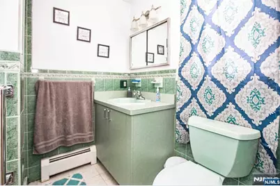 14 Green Court, Lodi, NJ 07644 - Photo 6