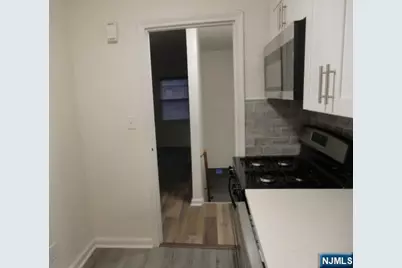 482 Broad Avenue #2, Leonia, NJ 07605 - Photo 12