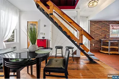 136 Central Boulevard, Palisades Park, NJ 07650 - Photo 10