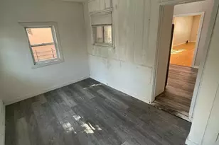 388-390 Leslie Street 1Fl, Newark, NJ 07112 - Photo 20