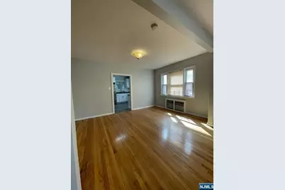388-390 Leslie Street 1Fl #1FL, Newark, NJ 07112 - Photo 14