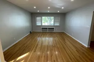 388-390 Leslie Street 1Fl, Newark, NJ 07112 - Photo 2