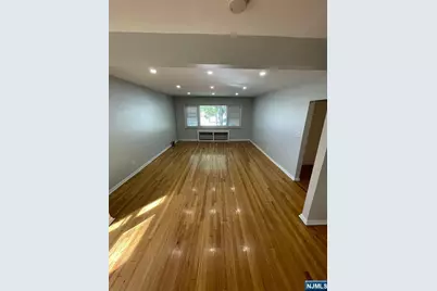 388-390 Leslie Street 1Fl #1FL, Newark, NJ 07112 - Photo 18