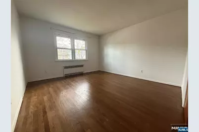 822 Kingsland Lane 1st Floor #1st floor, Fort Lee, NJ 07024 - Photo 10