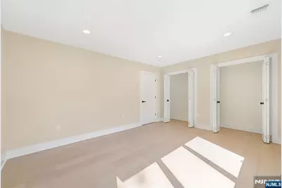 314 Meadowbrook Road, Wyckoff Township, NJ 07481 - Photo 26