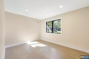 314 Meadowbrook Rd, Wyckoff Township, NJ 07481 - Photo 34