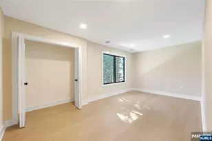 314 Meadowbrook Rd, Wyckoff Township, NJ 07481 - Photo 32