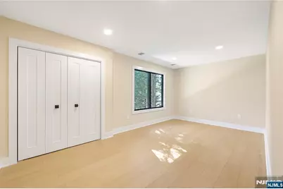 314 Meadowbrook Road, Wyckoff Township, NJ 07481 - Photo 30