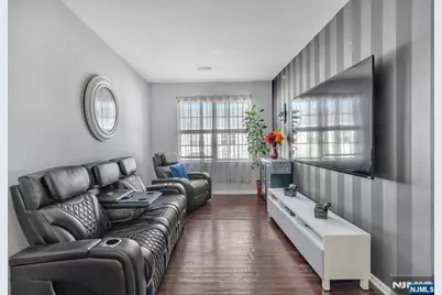 1105 Hamilton Street, Belleville, NJ 07109 - Photo 16