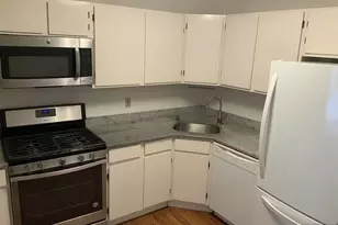 108 Raintree Ln 108, Mahwah, NJ 07430 - Photo 2