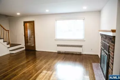 134 Berkshire Road, Hasbrouck Heights, NJ 07604 - Photo 4