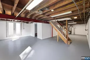 947 E Glen Ave, Ridgewood, NJ 07450 - Photo 22