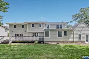 3 Laurel Rd, Demarest, NJ 07627 - Photo 2