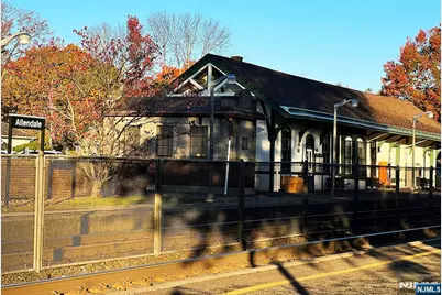 115 Allendale Avenue 7 #7, Allendale, NJ 07401 - Photo 10
