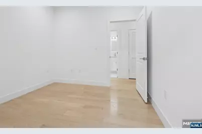 131 Zabriskie Street 1 #1, Jersey City, NJ 07307 - Photo 24