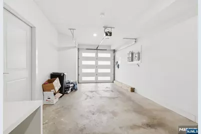 131 Zabriskie Street 1 #1, Jersey City, NJ 07307 - Photo 34
