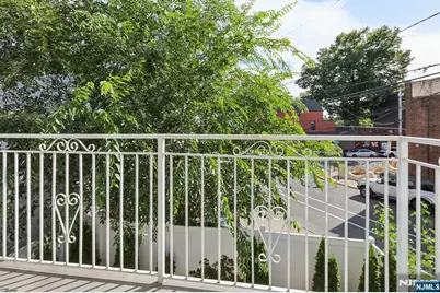 131 Zabriskie Street 1 #1, Jersey City, NJ 07307 - Photo 36