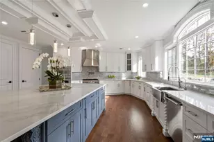 707 Black Hawk Ln, Franklin Lakes, NJ 07417 - Photo 12