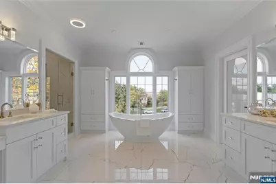 707 Black Hawk Lane, Franklin Lakes, NJ 07417 - Photo 30